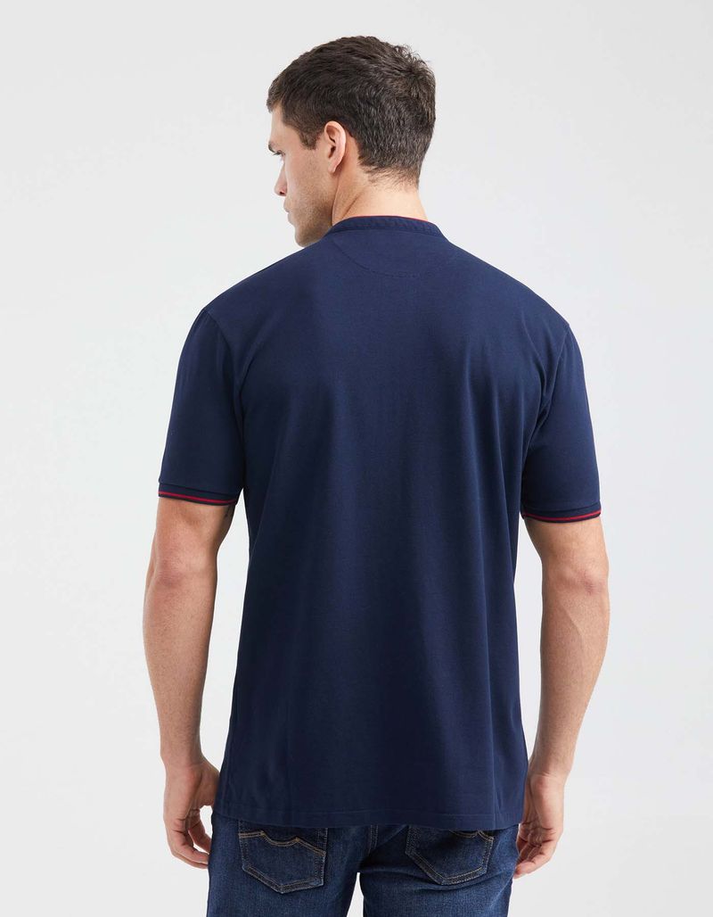 Ropa-CamisetaTipoPoloChevignonHombre-ref601G024-193924-Wiseman-3.jpg